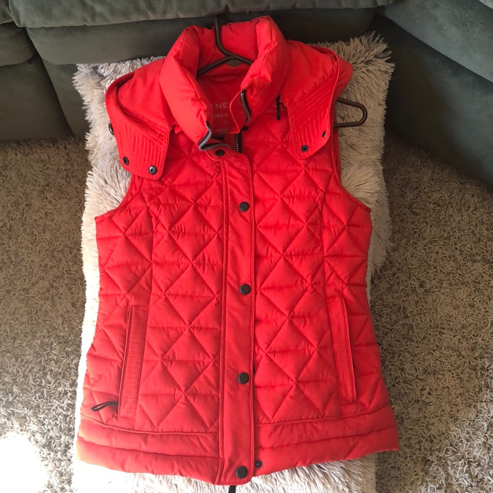 Marc New York red vest